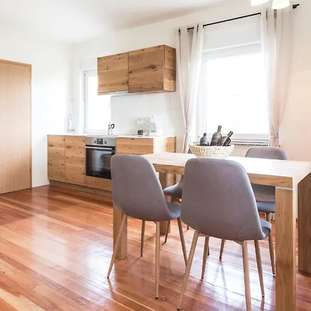 Terasse Jeruzalem Hermanci