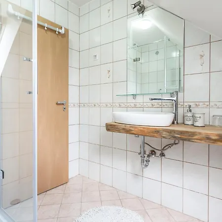 Terasse Jeruzalem Hermanci